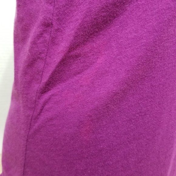 Victoria's Secret PINK top Size? Workout Mode graphic sleeveless tank curved hem - Picture 9 of 11